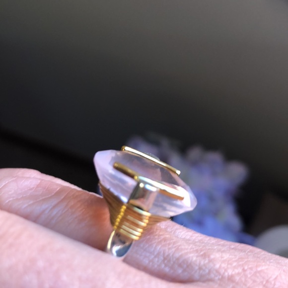 Bora Bora Yasar Quartz Ring - Picture 8 of 11